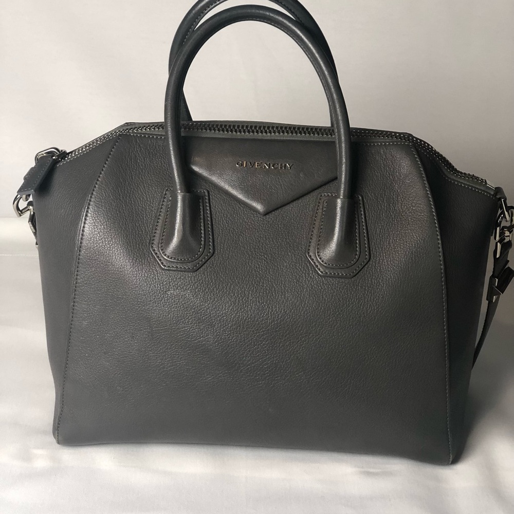 Givenchy Women's Gray  Leather Bag